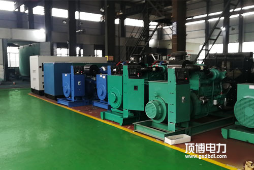 柴油發(fā)電機配置雙電源切換開(kāi)關(guān)柜