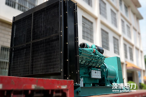 康明斯500千瓦柴油發(fā)電機多少錢(qián)？