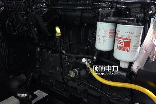 康明斯發(fā)動(dòng)機