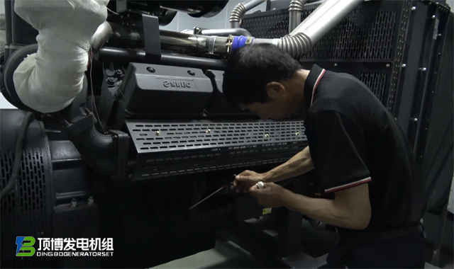 柴油發(fā)動(dòng)機